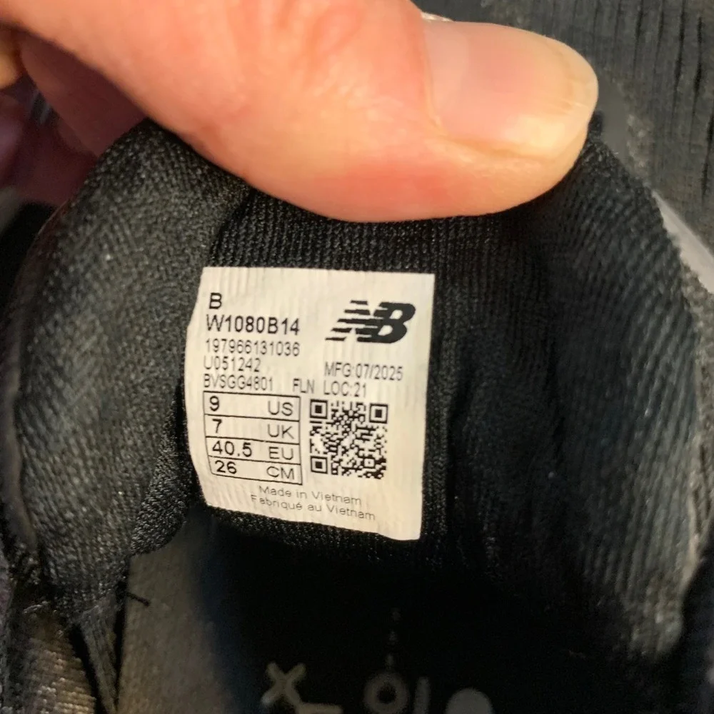 New Balance Fresh Foam X 1080 v13 Womens 9 Running Shoes Black‎ Grey Sneakers